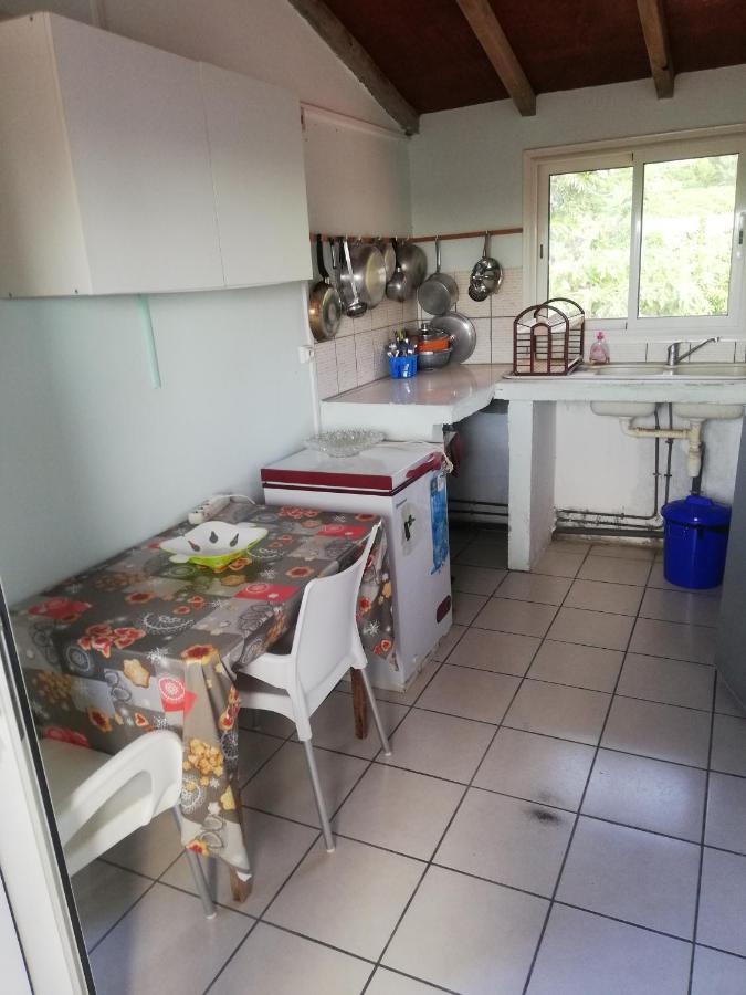 Appartement Avec Vue Sur Mer Bouillante Exterior photo